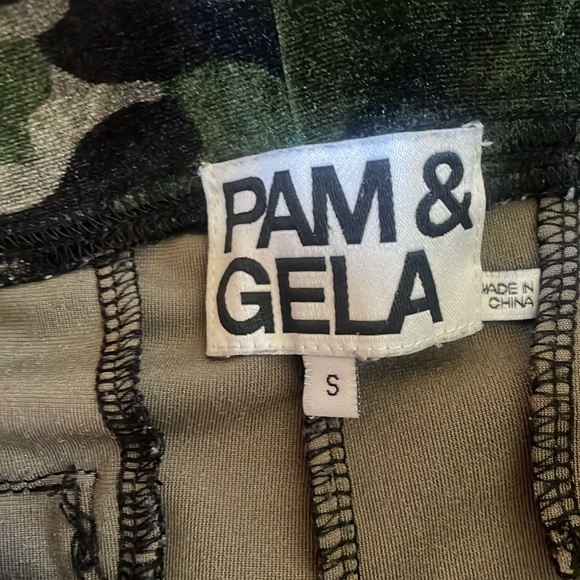 Pam and Gela CAMO side slit velvet velour track pants size small - Picture 6 of 7